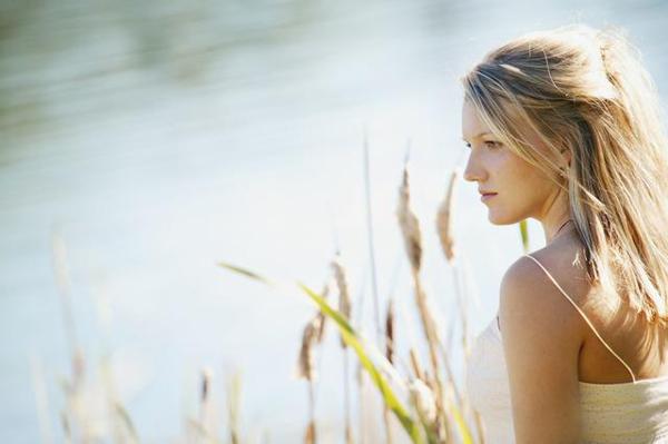 喜欢归喜欢,暗地里却会藏一手,不会对爱人全说真话的星座 1