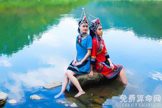 畲族文化非常独特，图腾是畲族最主要的信仰文化 1