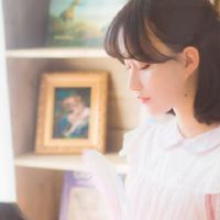 惊喜的女孩常规将在100个句子上吸引你。