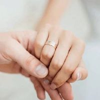 苏州订婚男方要准备什么 十件礼品彰显苏州男孩诚意