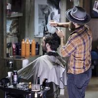 中国日历可以在2022年9月吗?是否有可能刮胡子?