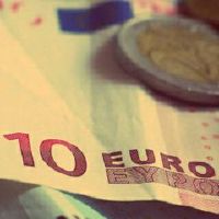 梦见别人给我钱