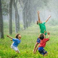 龙哪一天出生,财富不穷