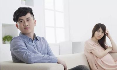 如何通过八字合婚解读来判断两个人是否适合结婚,以及是否存在离婚可能性?