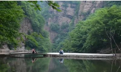 探究八字透干和通根的关系:如何利用八字透干和通根进行命理推算?