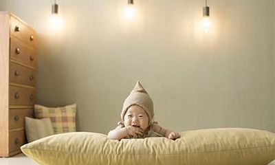 如何为5月2号晚上12点出生的女婴挑选恰当合适的名字?