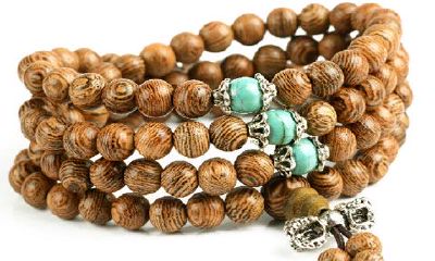 鸡翅木与黄花梨木材的比较:纹理、质地、色泽异同之处详细解析