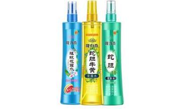 当你的朋友订婚或闺蜜结婚时,你应该送什么礼物?拥有无尽的选择,你可以选择优雅、实用、花费不大或高贵奢华的礼物来表达你的祝福和支持