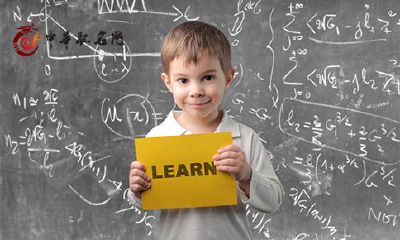 2018年中秋节出生的男孩起名指南:优选男宝宝名字的完整指南