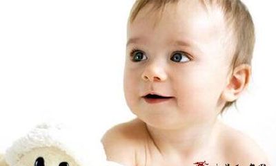 如何为姓氏为洪的男孩取名以取得高分?