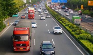 2023年,从打牌到生活指南:揭秘属龙人的最佳方位与成功策略