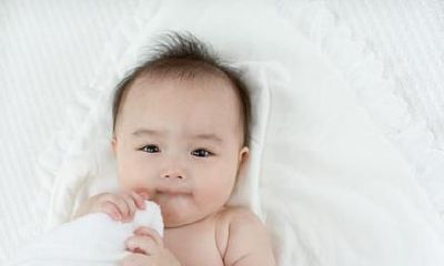 的来源、含义和文化背景:探究以“章”作为姓氏的女孩的命名方式及其文化历史背景