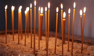 山下火命和金箔金命相克吗?金箔金命和什么命最配?