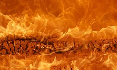 山下火命和剑锋金命相克吗?什么最旺剑锋金命的人?