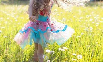 2023年十月二十出生史姓女孩名字