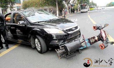 梦见小孩被车辆压了