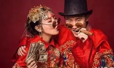 八字相合做夫妻,一门昌盛,三代荣华富贵