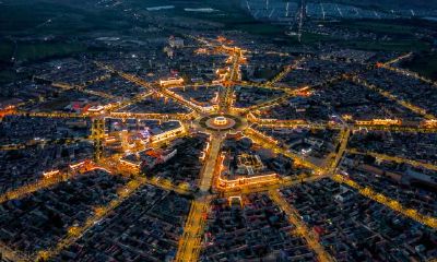 乾卦卦辞仅有“元亨利贞”四个字,但却表明出《周易》的核心内容