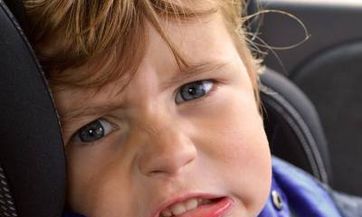 妈妈姓袁爸爸姓姚取名男孩