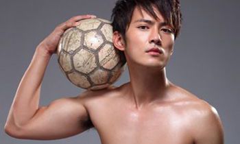 男人腰部有痣图解