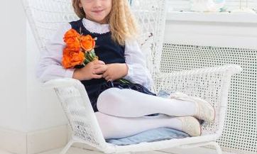 2023年八月初九出生黄姓女孩名字叫什么