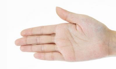 这类掌纹的人财气不错,天生荣华富贵