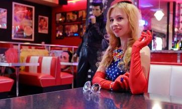 罗姓女孩名字2023年11月29日出生的