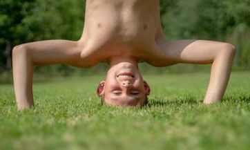 罗姓虎年宝宝起名大全9月 寓意为洒脱自由的男孩名字