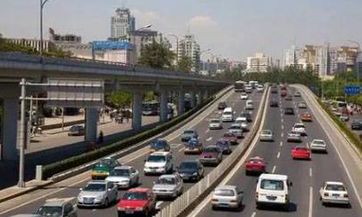 梦见穿高跟鞋的含义