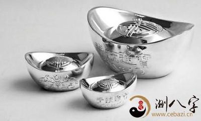 梦见坟墓有银元宝