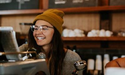 属鼠晚上出生好还是白天好?