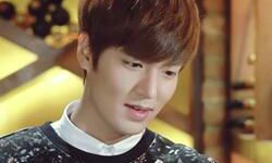 狮子座男人最喜欢被吻哪里?