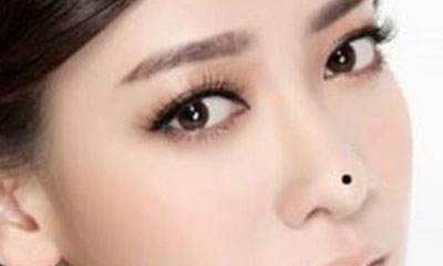 女人鼻子上有痣怎么样