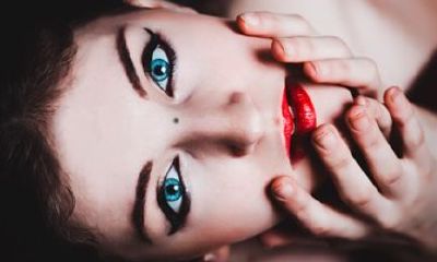 山根有痣在左边是不是吉痣