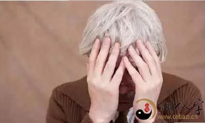 梦到白发变黑发