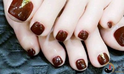 梦到自己长六个脚指头