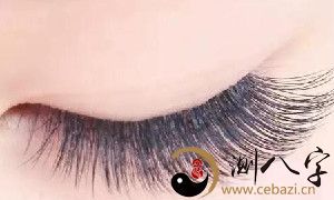 梦到眼睫毛没了一大撮