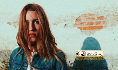 女人梦见头发一抓就掉了什么预兆?