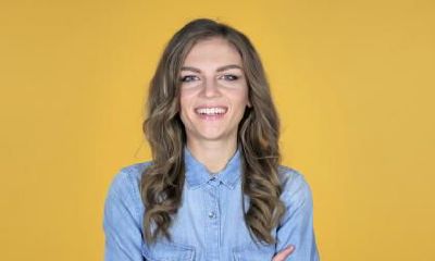 2021年农历五月初六出生的女孩起名,女孩的命运好不好?