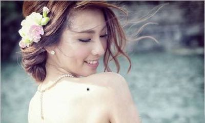女人背上有痣 后背的痣相特点