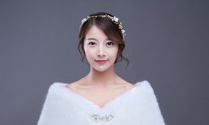 梦见白色的披风斗篷