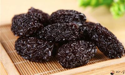 梦见吃乌枣
