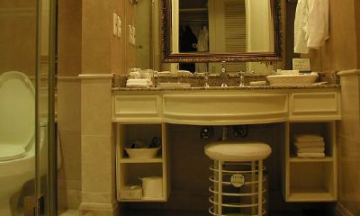 为什么厕所门不朝北?