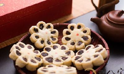 梦见吃了许多 点心