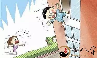 梦见从高空坠落