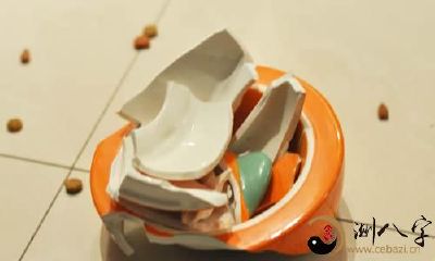 梦见家里的碗碎了