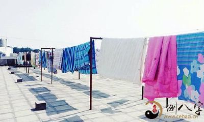 梦到四处晒被子