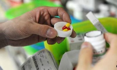 梦见别人送药上门