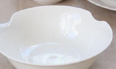 梦到一只有空缺的新碗