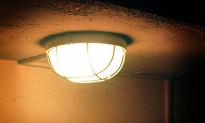 梦到不断的熄灯